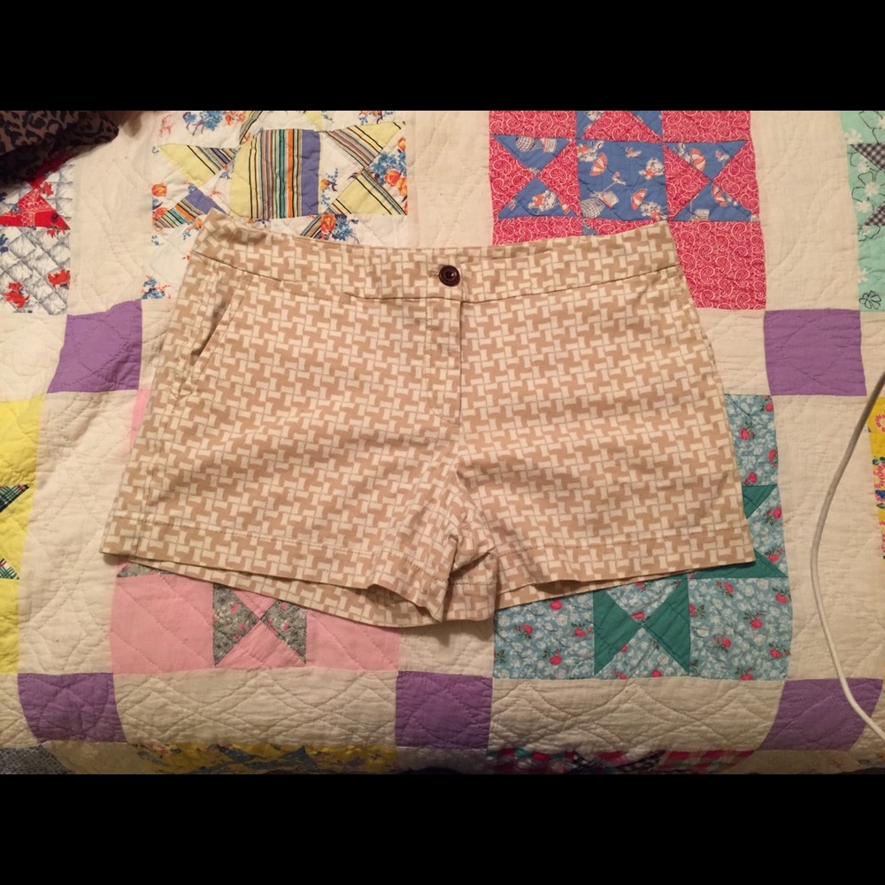 Patterned shorts loft
